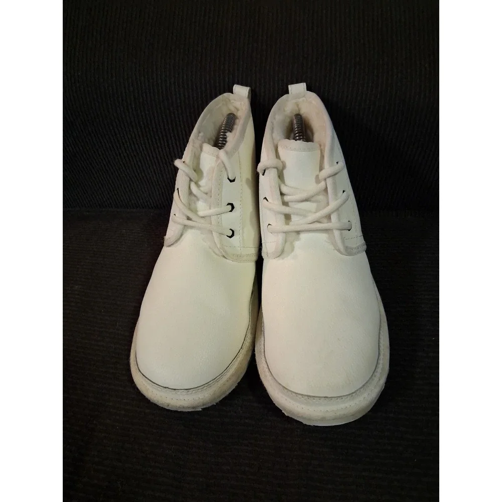 UGG Australia Neumel II Leather Chukka‎ Kids 'White